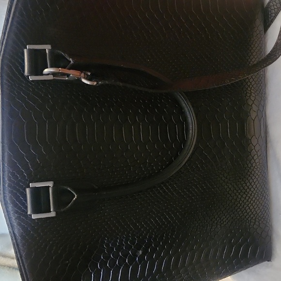 Dorsa EUC Black Crocodile Embossed Designer Tote Bag or Crossbody - Picture 7 of 7